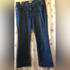 🦋Lane Bryant Size 20R dark wash🦋